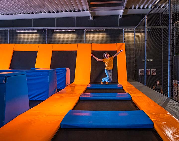 New Jump Mons Trampoline